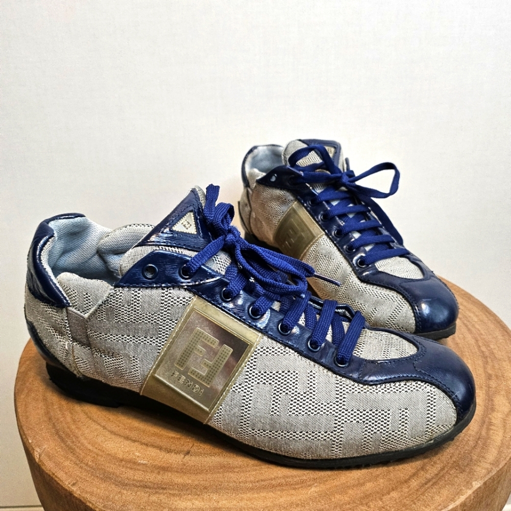 🖤 FENDI sz37 Women’s Zucca Trainers Lace Up Leather navy & grey